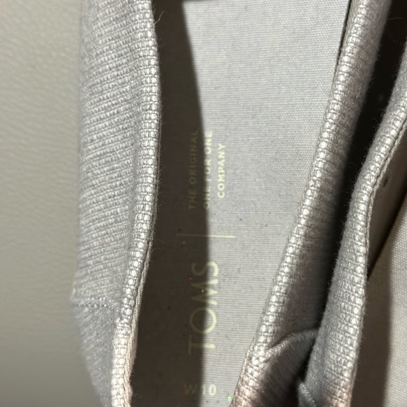 Toms Loafers Size 10 - Picture 3 of 4